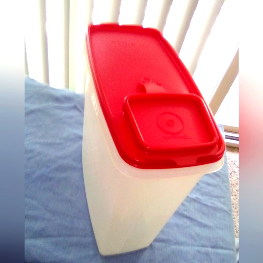 **BRAND NEW** TUPPERWARE'S MODULAR MATES SUPER CEREAL STORER! 🏆💯💥🥣🎆